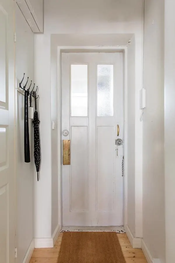 Renovated Design District Studio Helsinki Apartment